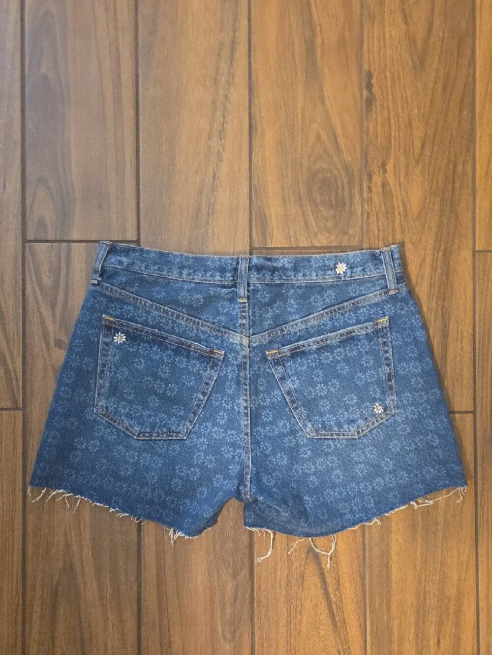 Universal Thread Blue Floral Distressed Denim 90s Baggy Cutoff Shorts